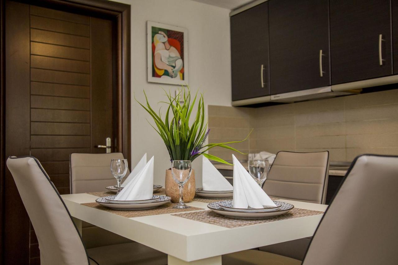 Kasta Bnb Ofrinion Exterior photo