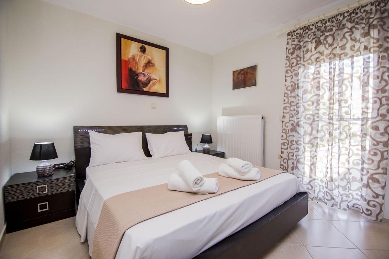 Kasta Bnb Ofrinion Exterior photo