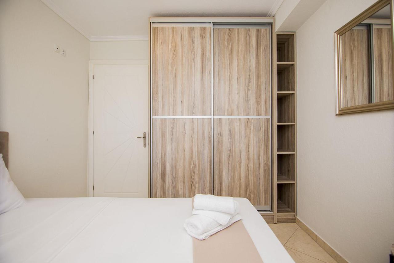 Kasta Bnb Ofrinion Exterior photo